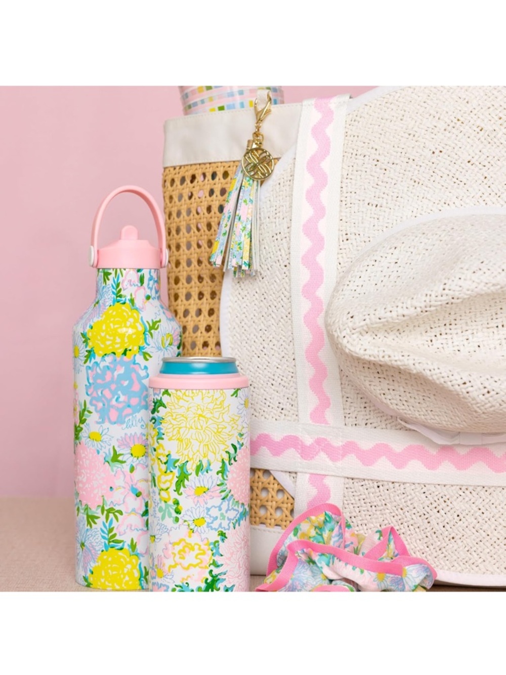 New Lilly Pulitzer Natural Woven Large Travel Tote with Pink & White Trim - Picture 7 of 13